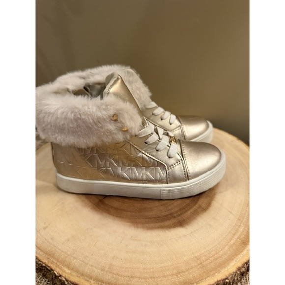 Michael Kors Poloma Fluff Sneaker Gold Boots Logo Monogram Fur Trim Girls Sz-13 - Picture 1 of 14
